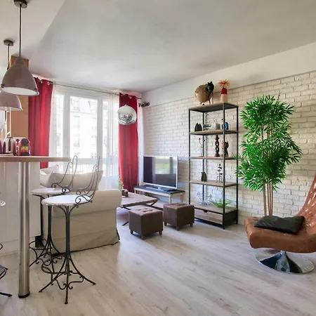Luxurious Republique Pierre Levé Free Netflix